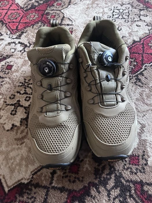 Тактичні кросівки esdy б/в.