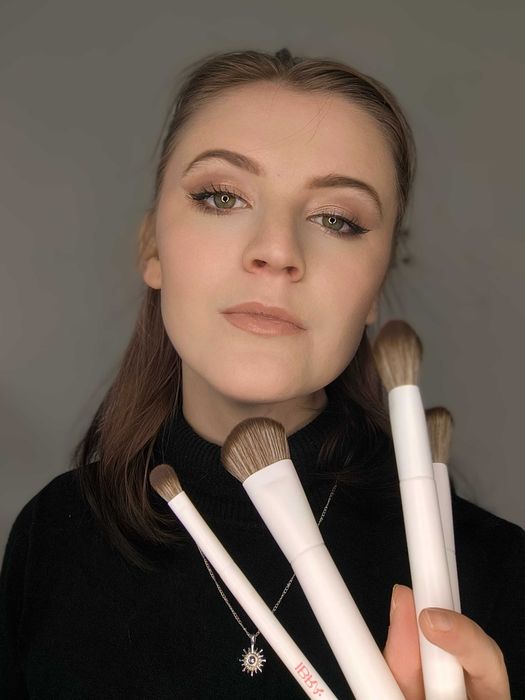 Profesjonalna makijażystka & charakteryzatorka- dojazd do klienta