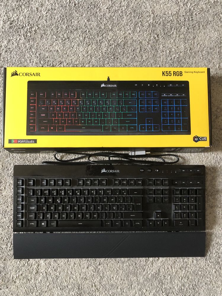 Teclado Corsair K55 RGB