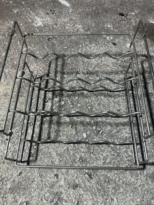 Estante para guardar garrafas de vinho etc