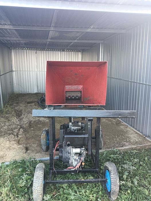 Rębak spalinowy diesel