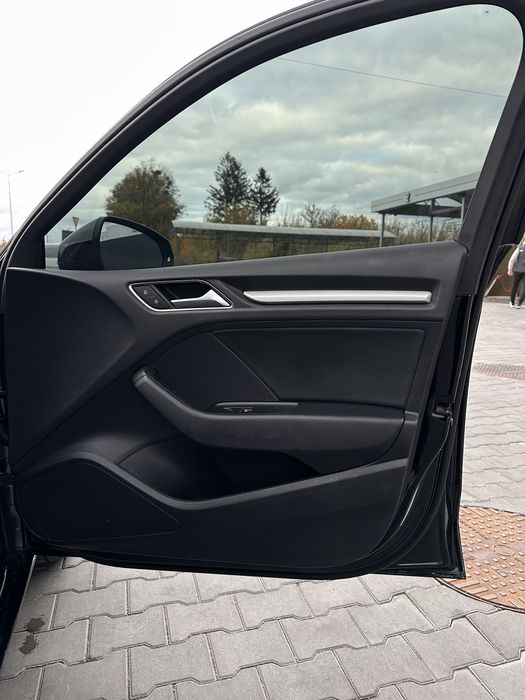 Продам Audi A3 2018, хороший стан