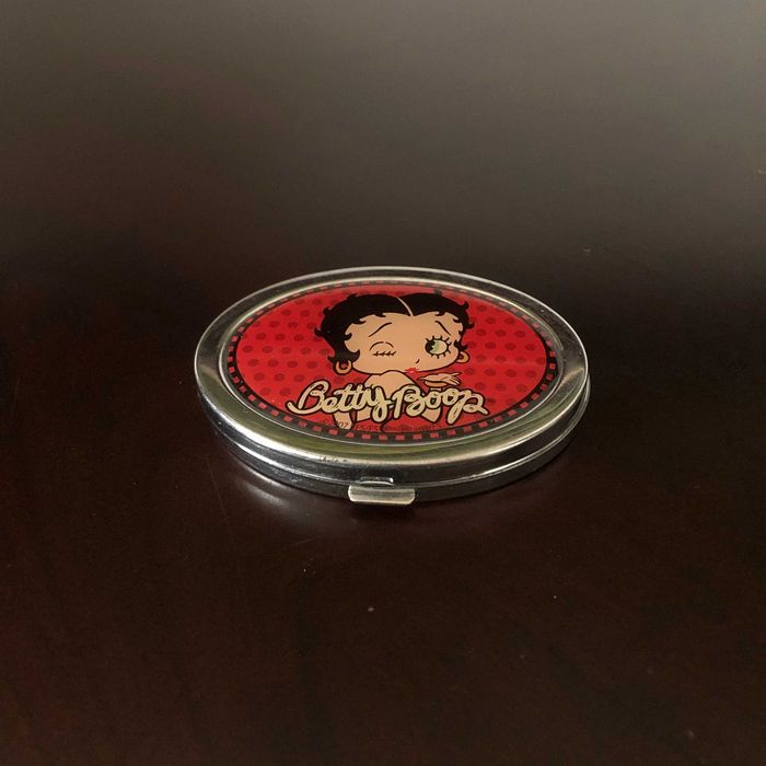 Компактне дзеркальце Betty Boop