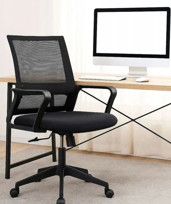 Fotel obrotowy biurowy ergonomiczny czarny siateczkowy z regulacją