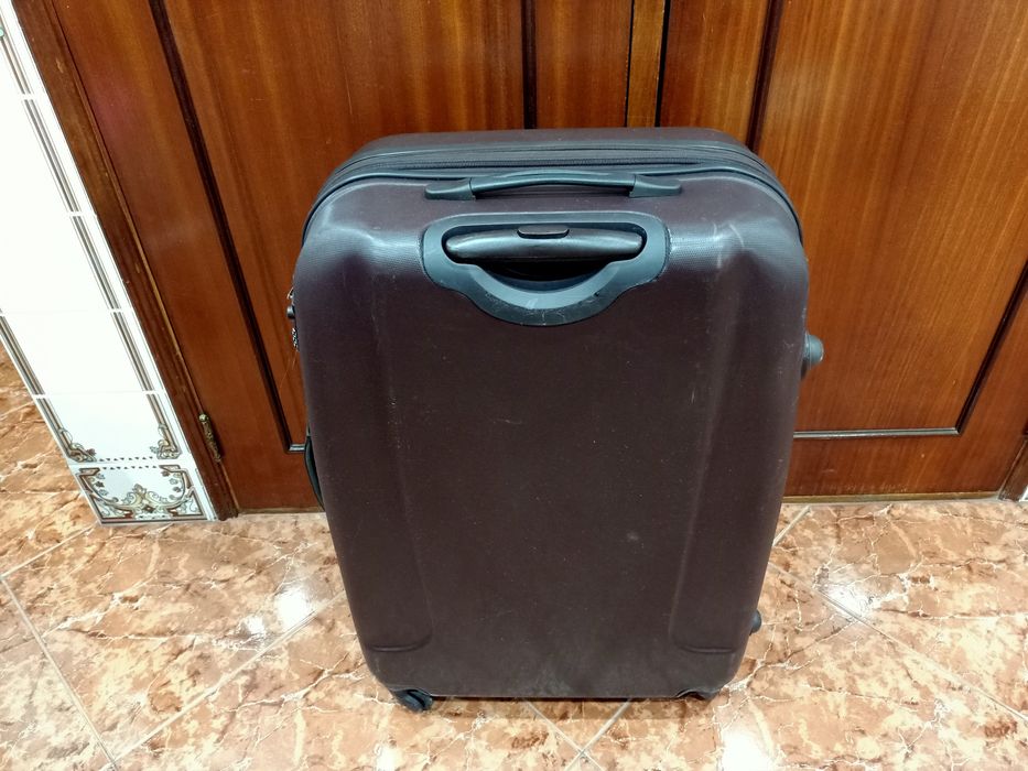Mala Malas de porão até 23 kg viagem casa quarto apartamento vivenda.