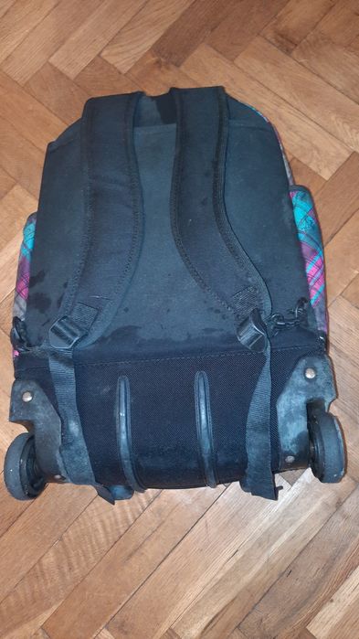 Plecak walizka na kółkach z rączką