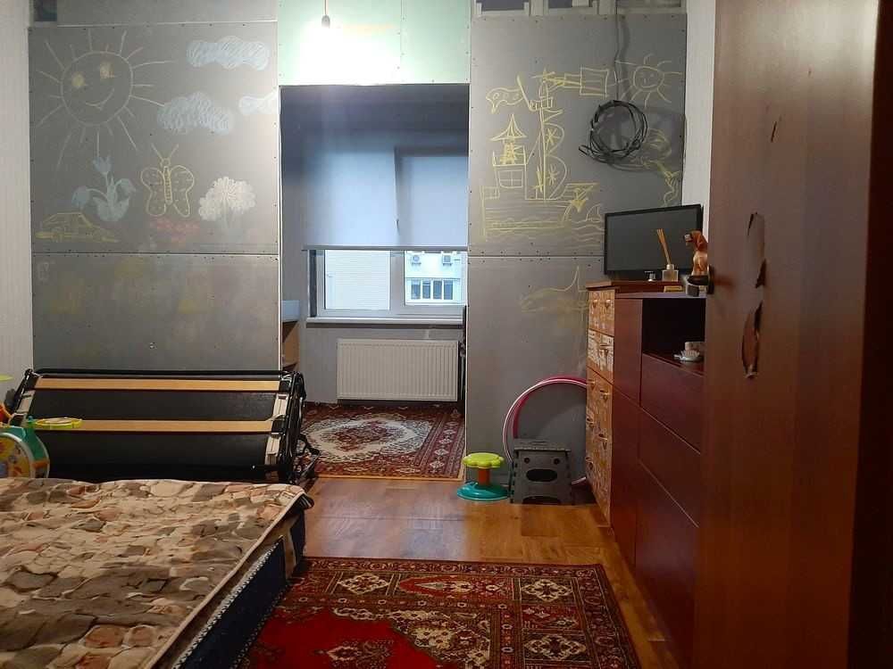 Продам однокімнатну квартиру 55 кв.м. Кургузова 1-А ЖК Ярославичі 1