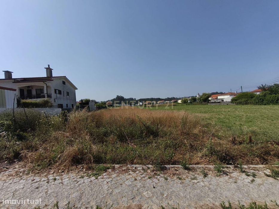 Terreno com 1530m2 em Vila-Chã, Esposende