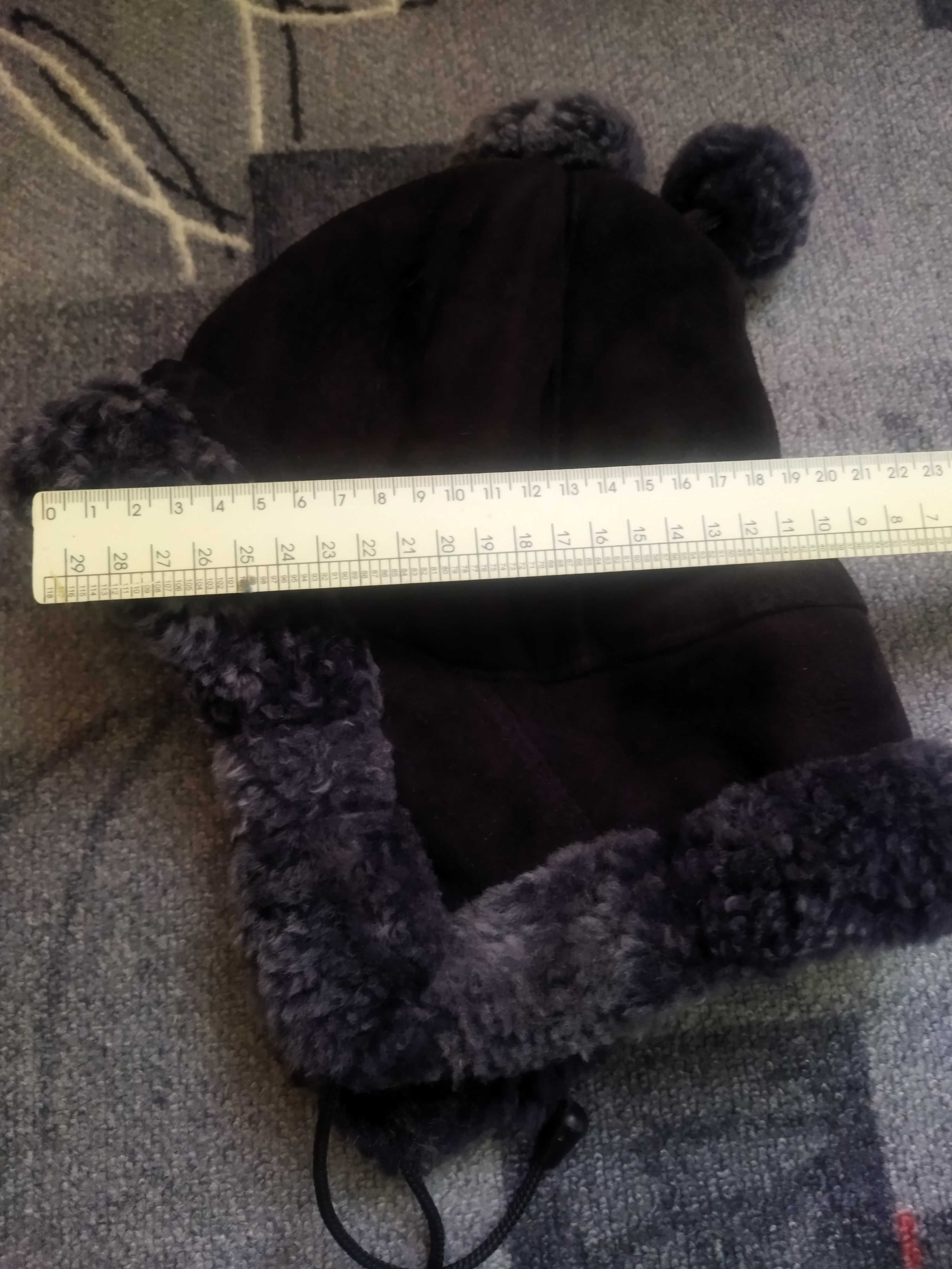 Продам:  зимову теплу дитячу шапку (дублянка на цигейці)