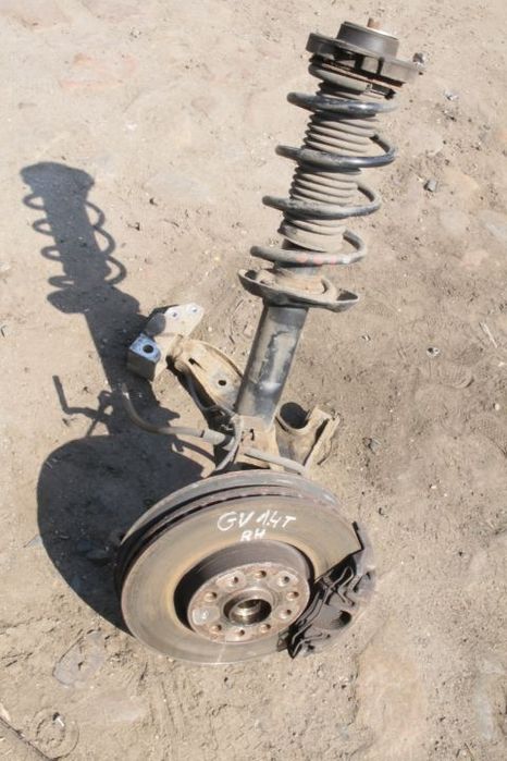 zwrotnica prawa mcperson VW Golf V 1.4 TSI