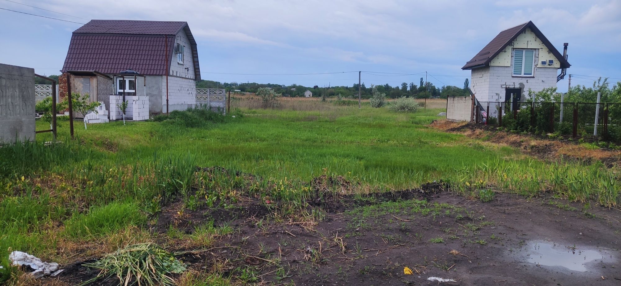 Продам участок в Самаровке под дачу ( загородный дом)