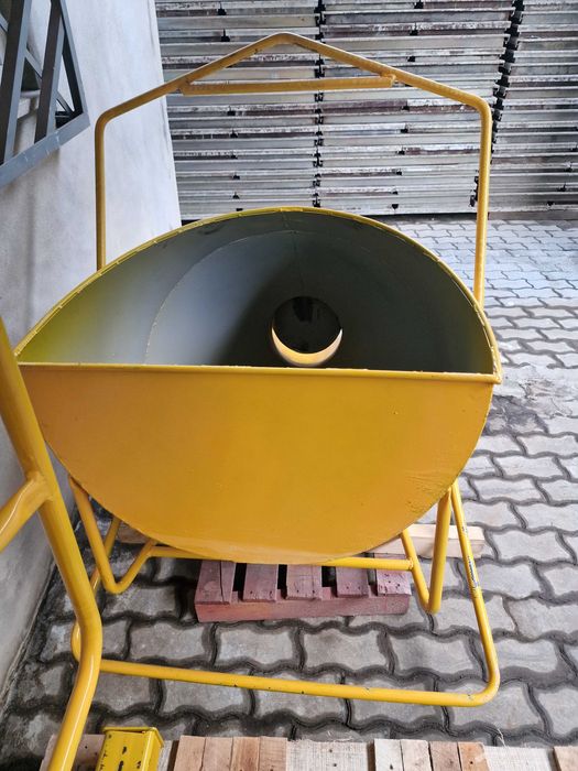 Balde Betão / MANGA / TRENÓ / CALEIRA - NOVO