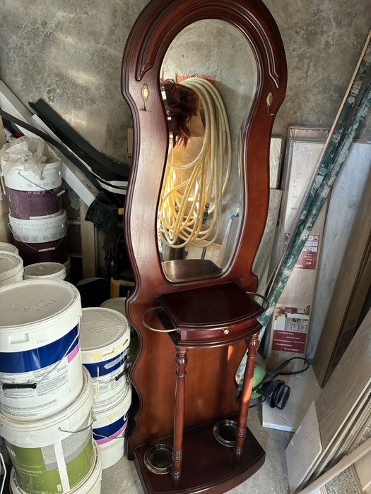 Movel com espelho em bom estado nao se aceita Mb way