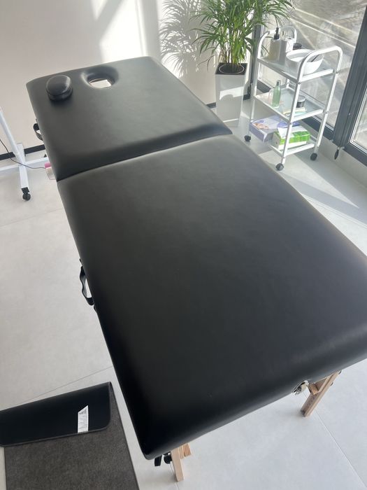 Масажний стіл, кушетка