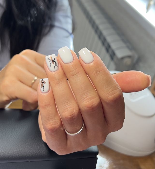 Манікюр, гель-лак, нарощення