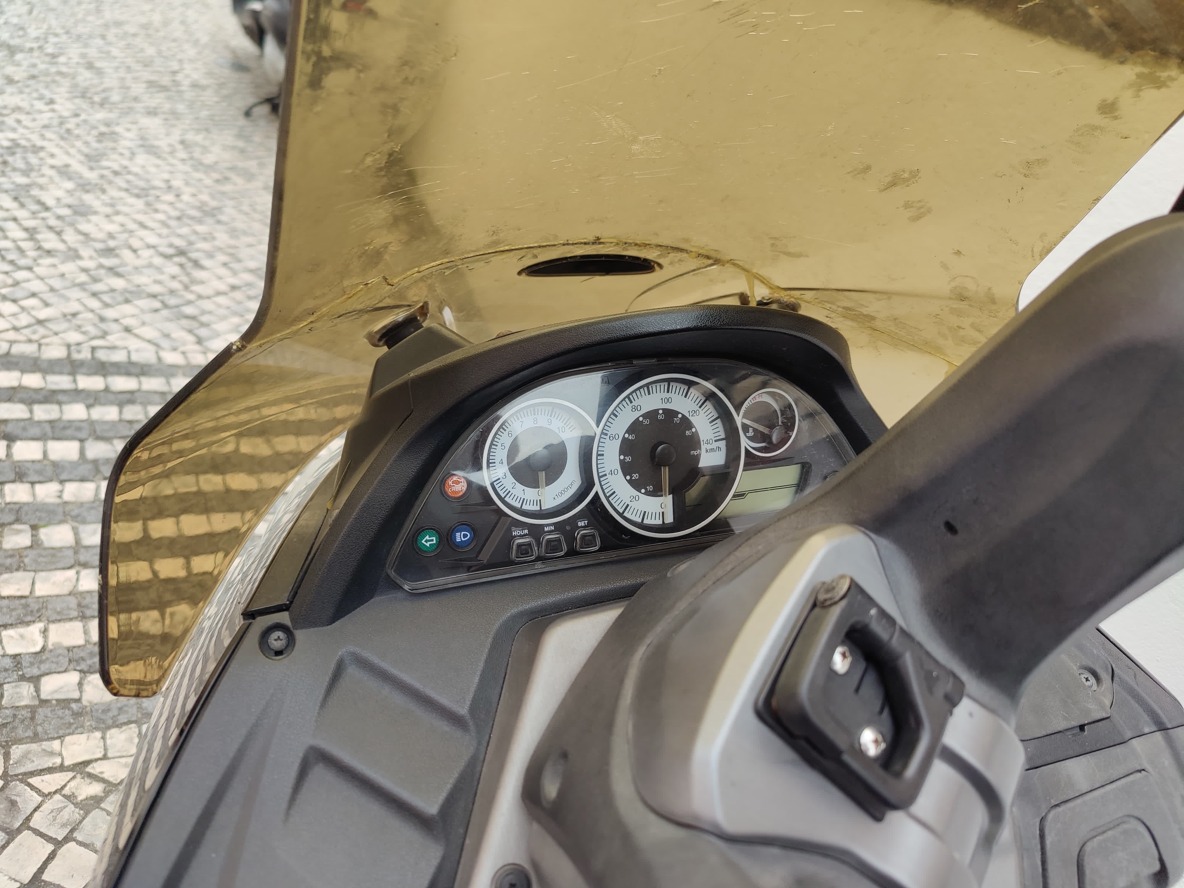 Daelim F3 125i - 2013