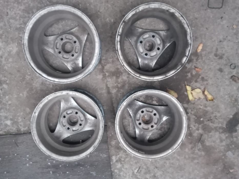 Продам диски r13 4x100 ваз,ланос