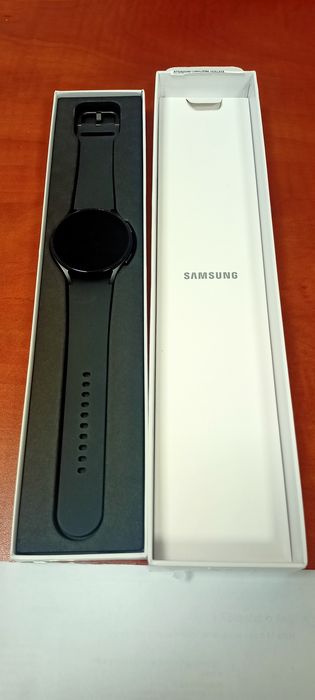 Nowy Samsung watch 4 44mm