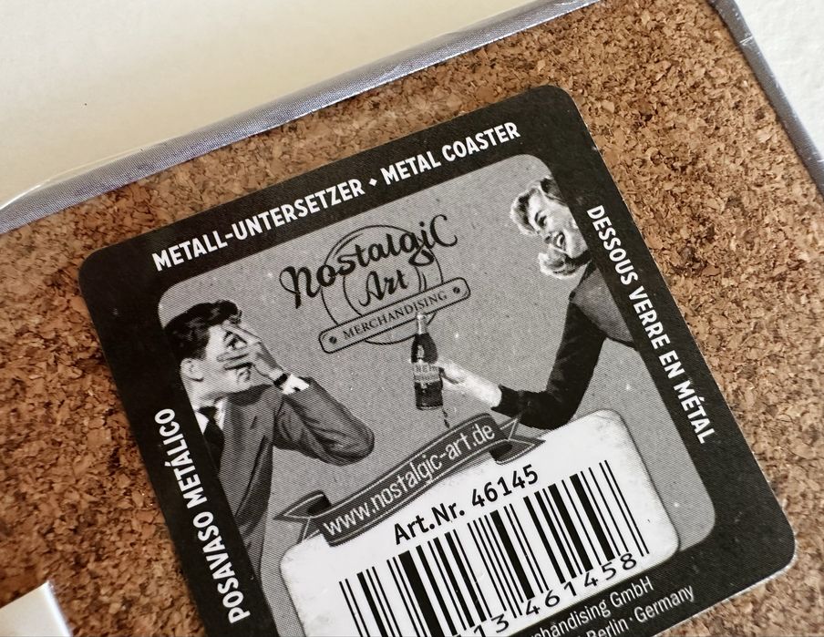 Base para copos em metal e cortiça BMW Garage selada