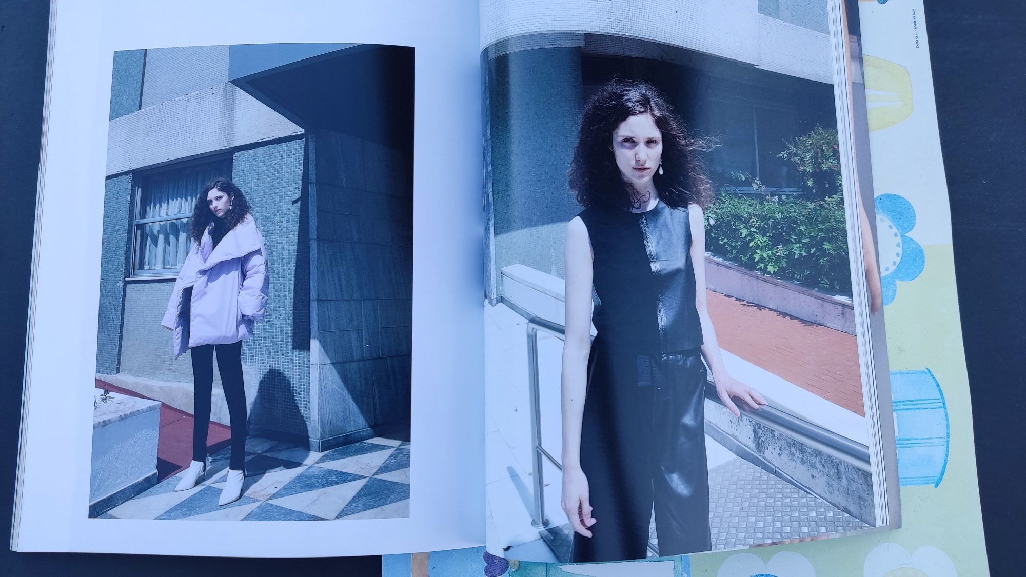 Varios números de revista de moda Prinçipal