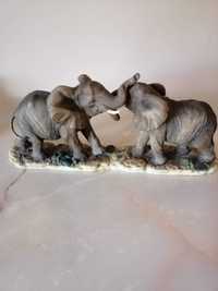 Пара слонов  для интерьера, вышивка натюрморт, органайзер на каркасе