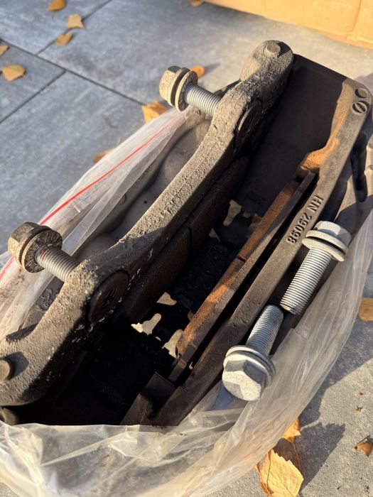 Гальмівна сістема Тоуарег CR ( супорт, диск)