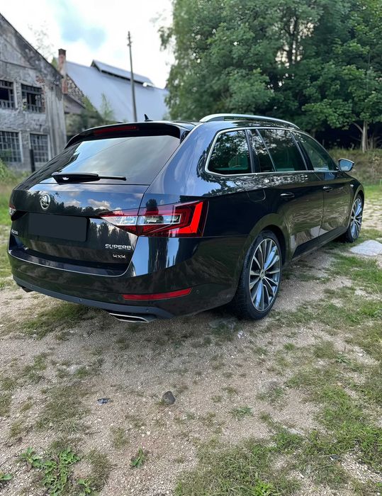 Skoda Superb      2018