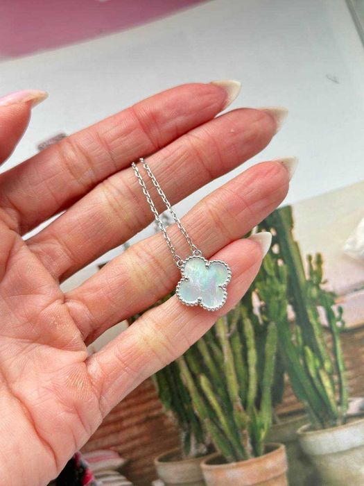 Намисто Van Cleef Arpels Vintage Alhambra VCARF48700 Ожерелье Ван Клиф