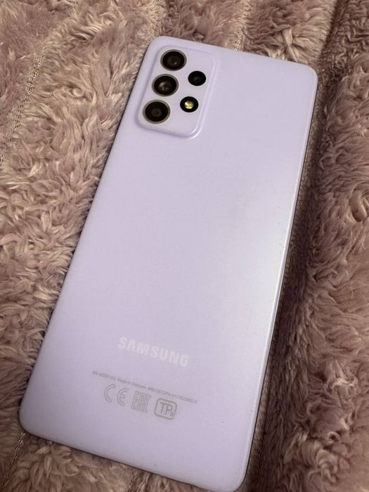 Продаю телефон самсунг А52