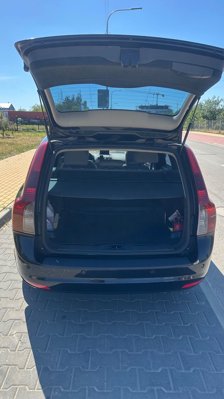 Volvo V50 V50 2.0d automat. Wszystko sprawne, bez wkladu.