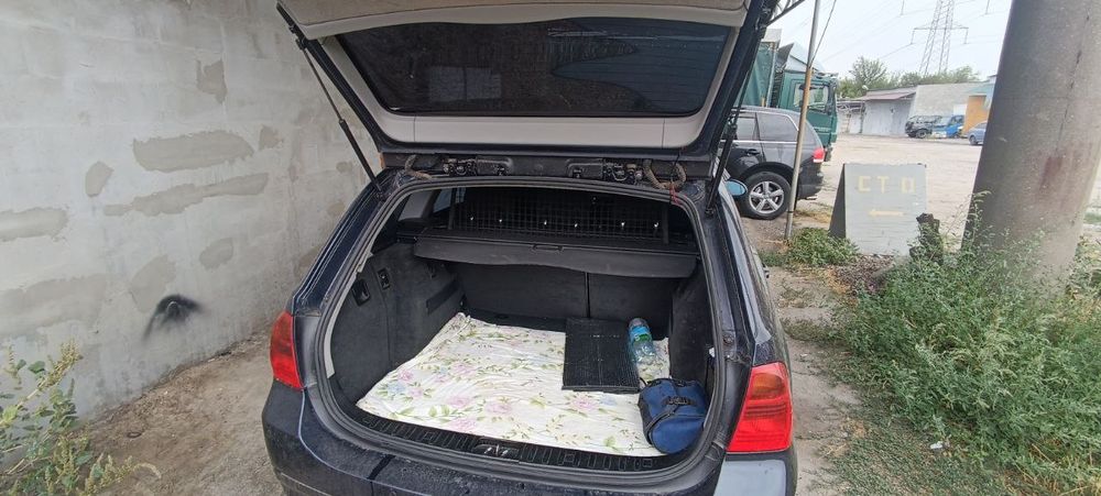 Продам БМВ е 91 2007 год 2.0 бенз