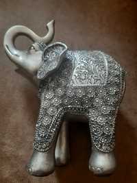 Słoń figurka piękny srebrny