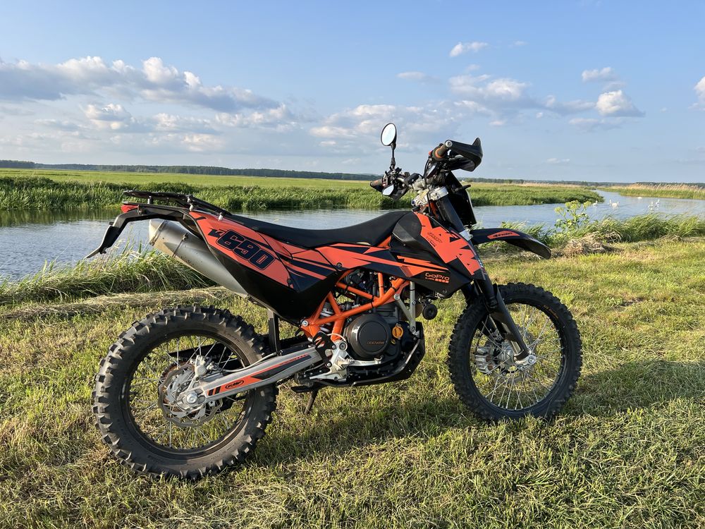 Motocykl enduro cross  KTM 690R 2013r