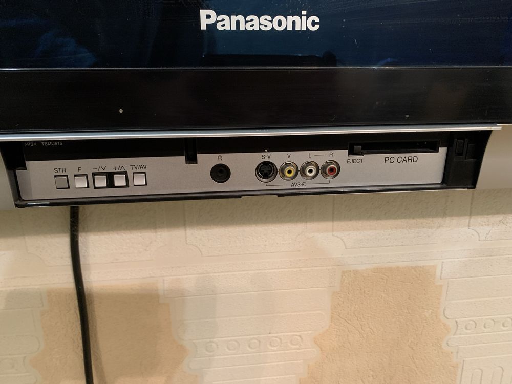 Телевизор Panasonic Viera плазма 42 + кронштейн