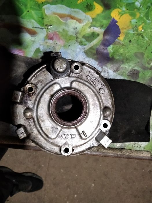 Масляний насос VOLVO s40-s80