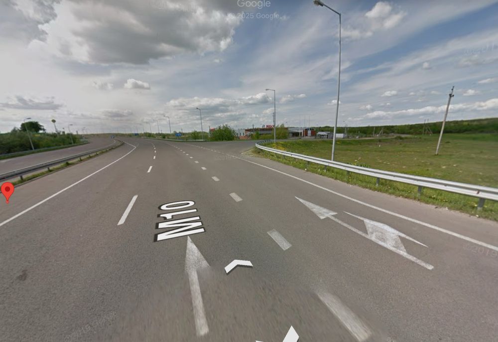 Продається земельна ділянка біля кордону!