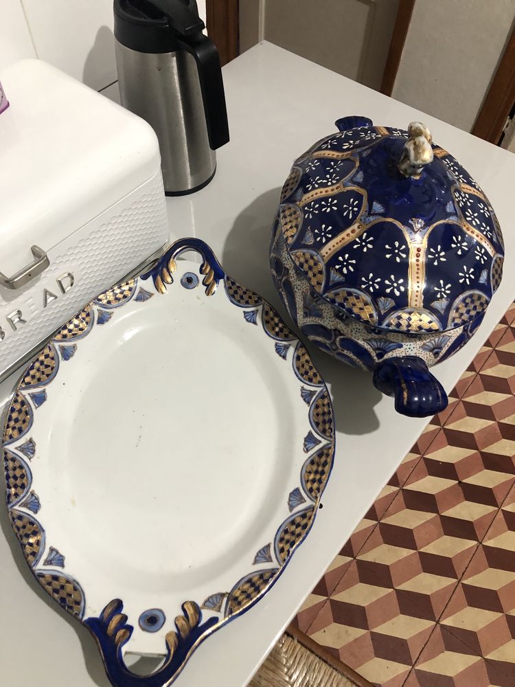 Conjunto em porcelana