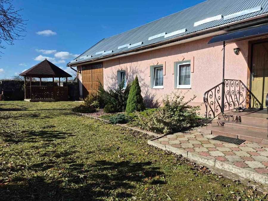 Продаж будинку в с. Снятинка