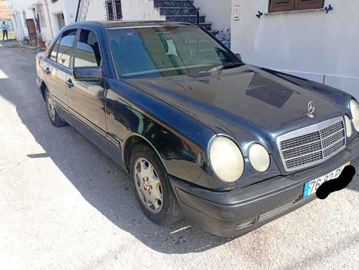 Mercedes E220 disel aceito trocas