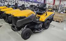 Traktor ogrodowy STIGA ESTATE 9102 WX napęd 4x4 ST650 TWIN 102cm 360L