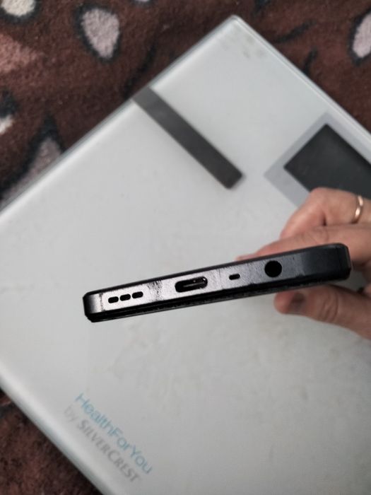 Продам oppo a 78 8/256Gb NFC