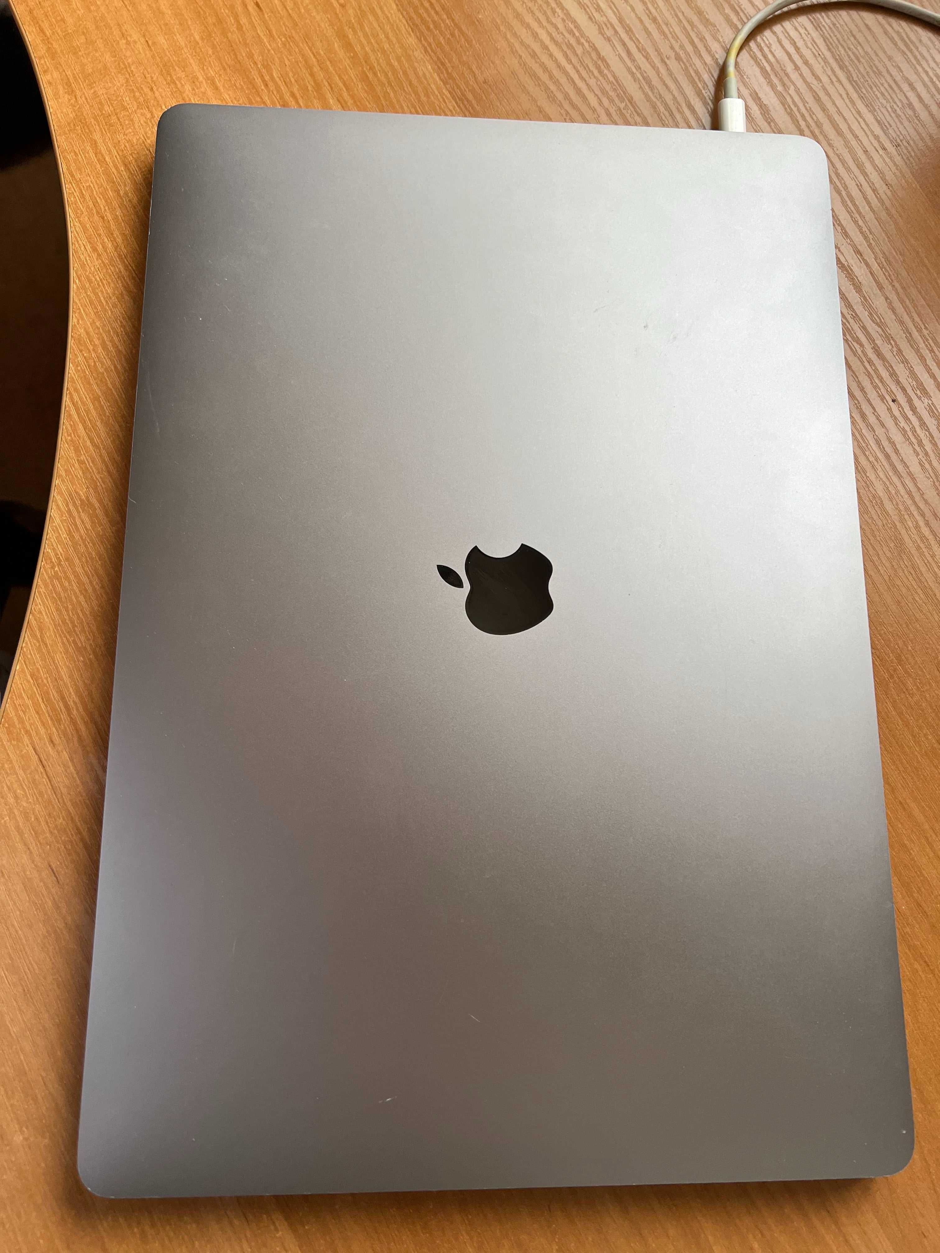 MacBook 16” 2019 A2141 1Tb, 16 Gb, intel i9 2.3 hz 8 core