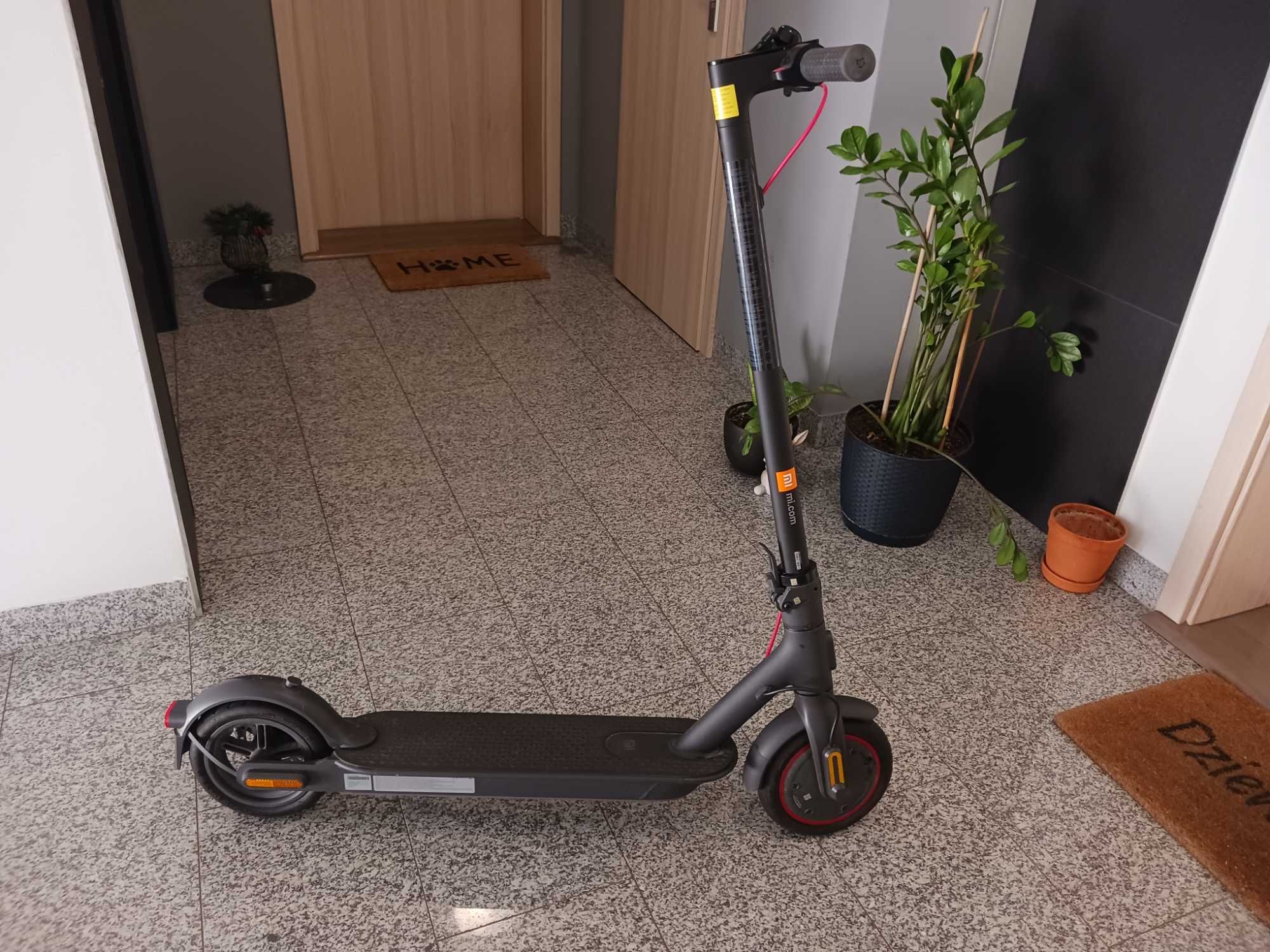 Hulajnoga elektryczna Xiaomi Mi Electric Scooter Pro2 2022 - 600W - 45