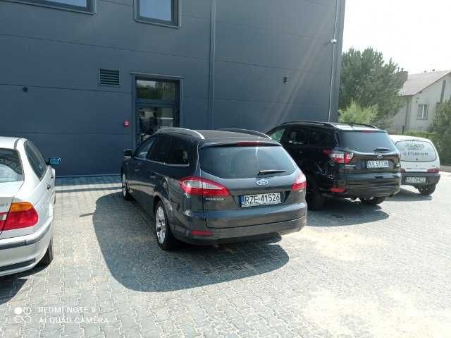 Wypożyczalnia samochodów wynajem aut Rzeszów Jasionka VW Golf