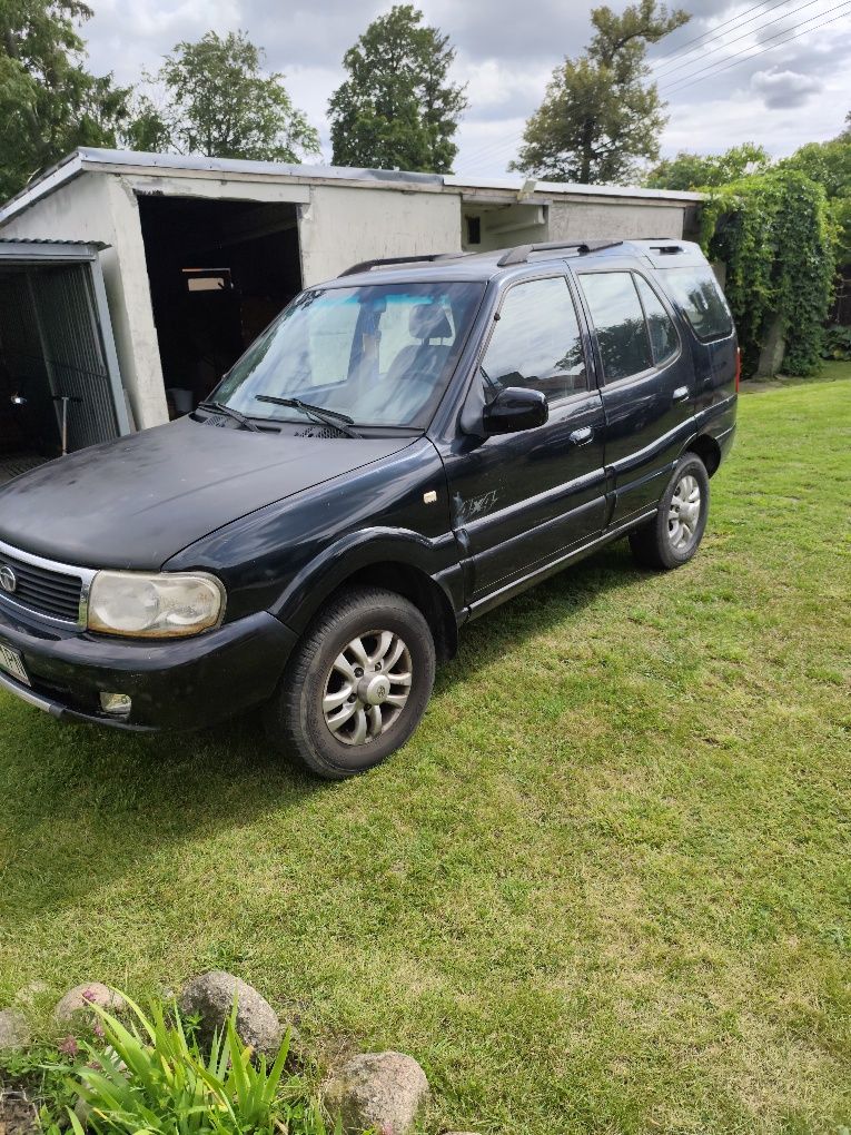 Samochód Tata Safari