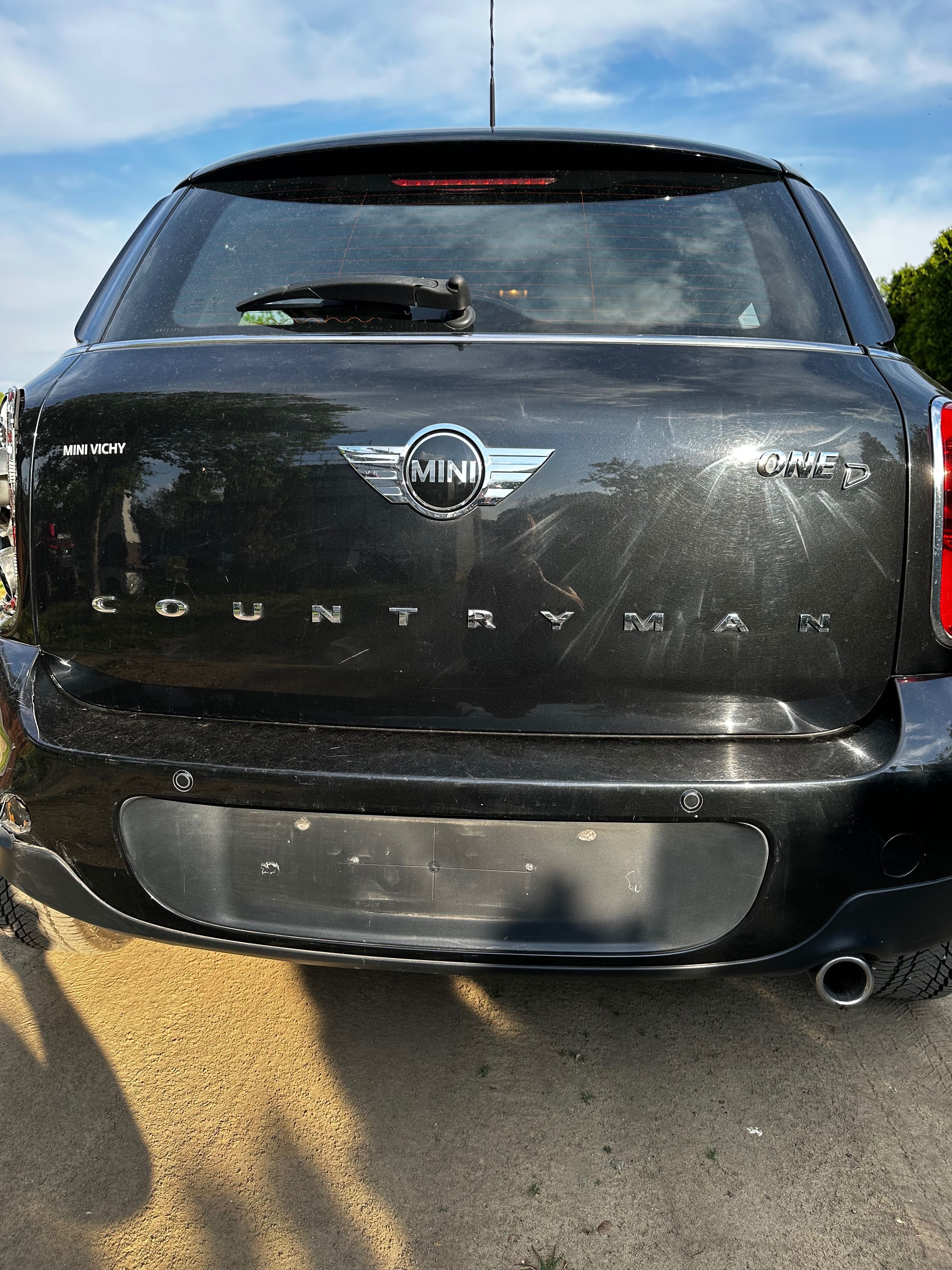 Klapa bagażnika tył mini countryman r60 2015r B11