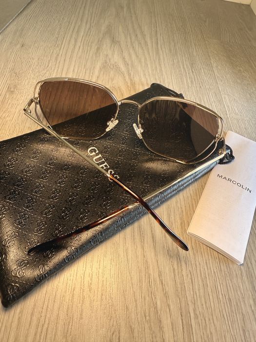 Óculos de Sol GUESS (inclui carteira porta oculos) - novo