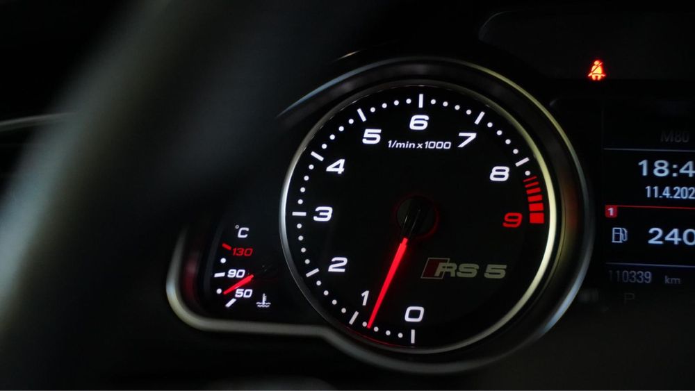 Audi RS5 4.2 v8 450 cv