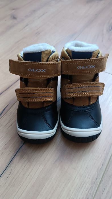 Nowe buty zimowe Geox