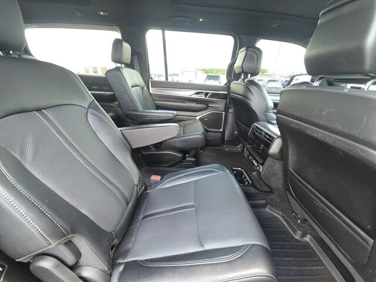 Jeep Wagoneer SERIES II 2023